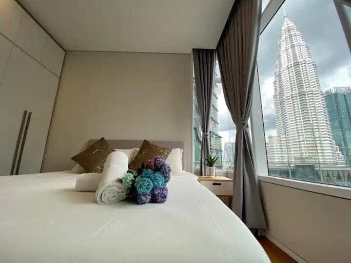 Sky Suites Klcc By Pnut クアラルンプール エクステリア 写真